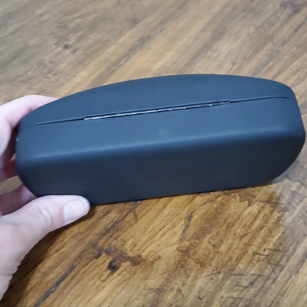 Columbia Sun Glass Case